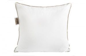 Подушка пух. "Руженка" 68х68, 90% бел.пух.,чехол бел. Натурес