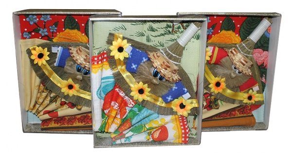 Комплект подарочный "Домовенок" 3-предм.(п-це 40*60 - 2 шт, сувенир)